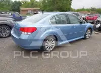 2012 Subaru Legacy фото