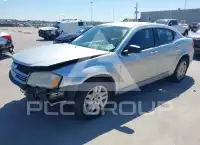 2012 Dodge AVENGER photo