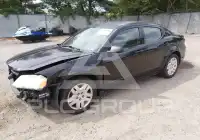 2012 Dodge AVENGER photo