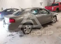 2012 Dodge AVENGER photo