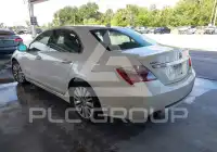 2012 Acura RL photo