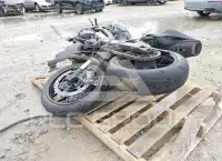 2012 Honda CBR1000 фото