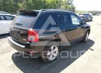 2012 Jeep COMPASS фото