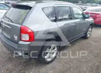 2012 Jeep COMPASS photo