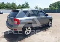2012 Jeep COMPASS фото