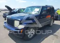 2012 Jeep LIBERTY фото
