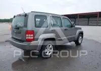 2012 Jeep LIBERTY фото
