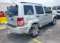 2012 Jeep LIBERTY фото