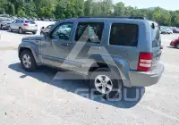 2012 Jeep LIBERTY фото