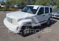 2012 Jeep LIBERTY фото