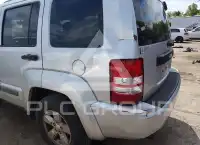 2012 Jeep LIBERTY фото