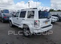2012 Jeep LIBERTY фото