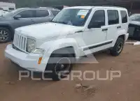 2012 Jeep LIBERTY фото