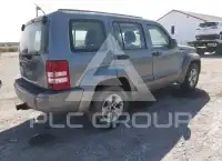 2012 Jeep LIBERTY фото