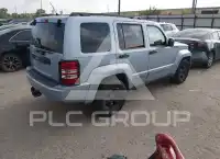 2012 Jeep LIBERTY photo