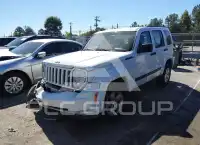 2012 Jeep LIBERTY фото