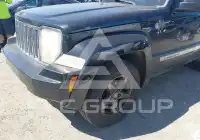 2012 Jeep LIBERTY фото