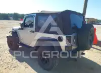 2012 Jeep WRANGLER фото