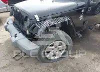 2012 Jeep WRANGLER фото