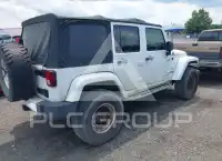 2012 Jeep WRANGLER фото