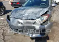 2012 Mazda 3 photo