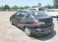 2012 Mazda 3 photo