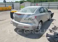 2012 Mazda 3 photo