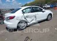 2012 Mazda 3 photo