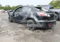 2012 Mazda 3 photo