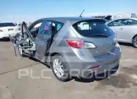 2012 Mazda 3 photo