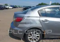 2012 Mazda 3 photo