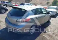 2012 Mazda 3 photo