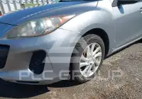 2012 Mazda 3 photo