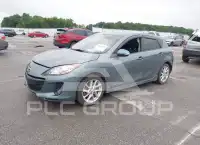 2012 Mazda 3 photo