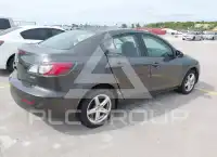 2012 Mazda 3 photo
