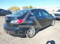 2012 Mazda 3 photo