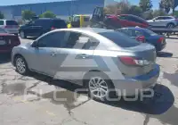 2012 Mazda 3 photo