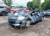 2012 Mazda 3 photo
