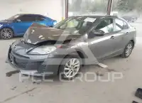 2012 Mazda 3 photo