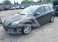 2012 Mazda 3 photo