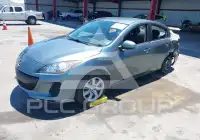 2012 Mazda 3 photo