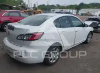 2012 Mazda 3 photo