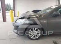 2012 Mazda 3 photo