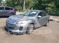 2012 Mazda 3 фото