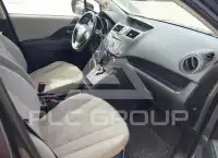 2012 Mazda 5 photo