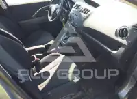 2012 Mazda 5 фото