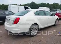 2012 Lincoln MKS photo
