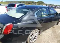 2012 Lincoln MKS photo