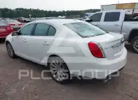 2012 Lincoln MKS photo