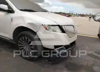 2012 Lincoln MKX photo